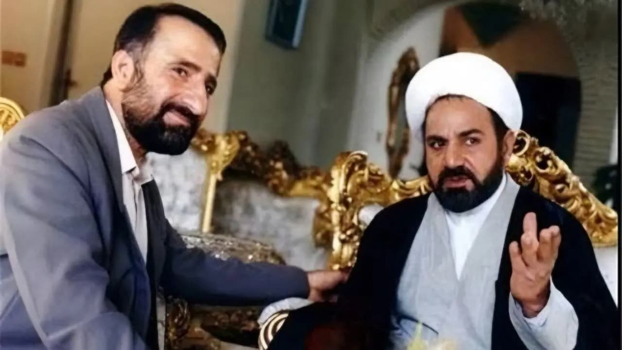 پوستر رسمی فیلم مارمولک (۱۳۸۲) به کارگردانی کمال تبریزی با بازی پرویز پرستویی