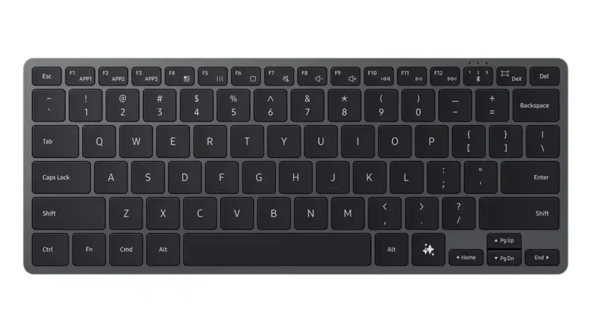 نمای روبروی کیبورد هوشمند سامسونگ مجهز به کلید AI 