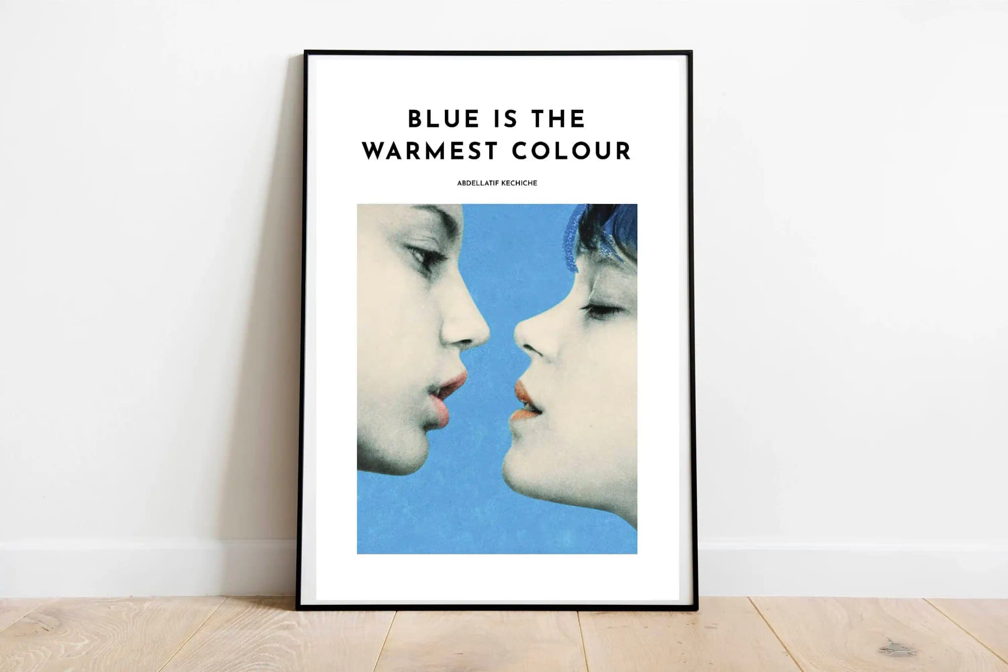 پوستر فیلم آبی گرم‌ترین رنگ است با بازی لئا سیدو و آدل اکسارکوپولوس