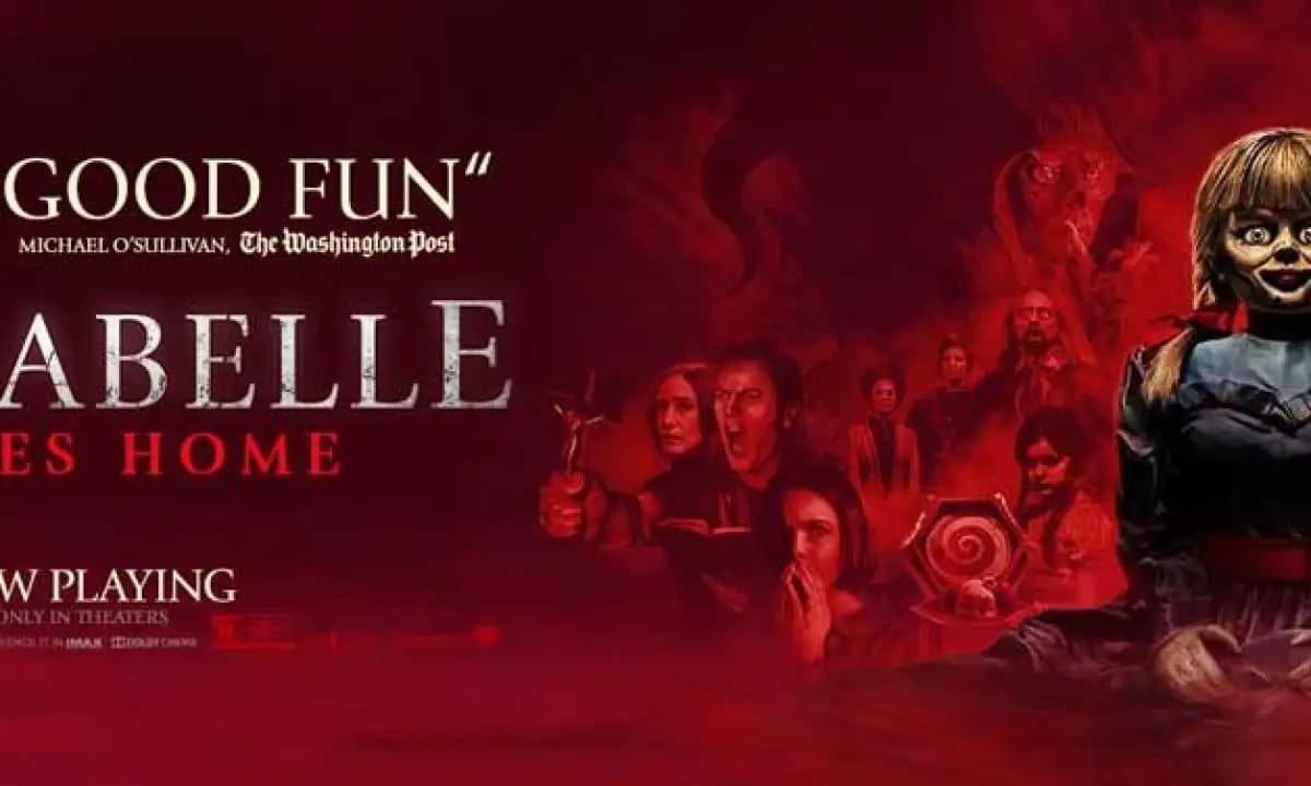 پوستر فیلم آنابل به خانه می اید