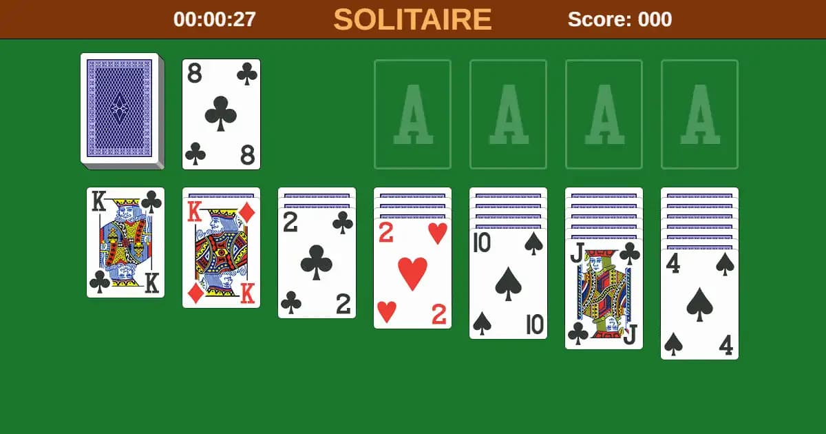 محیط کاربری سایت Solitaired شامل بازی‌های کلاسیک کارتی مانند Solitaire