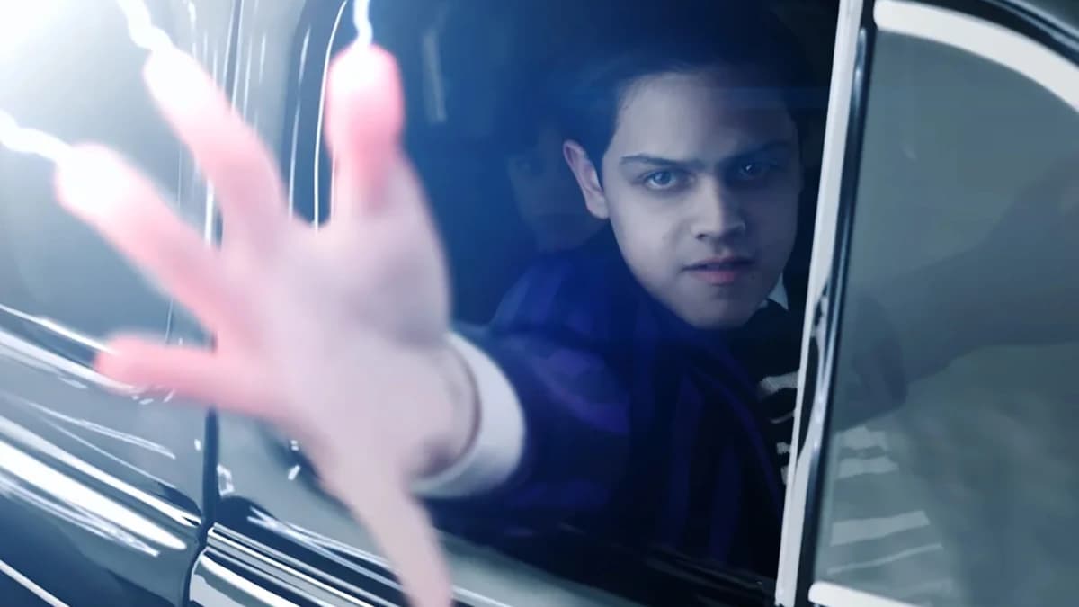 ایزک اوردونز در نقش پاگزلی آدامز، برادر ونزدی در فصل دوم