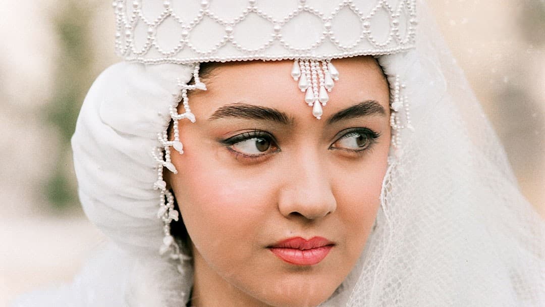 فیلم قدیمی عاشقانه عروس نیکی کریمی