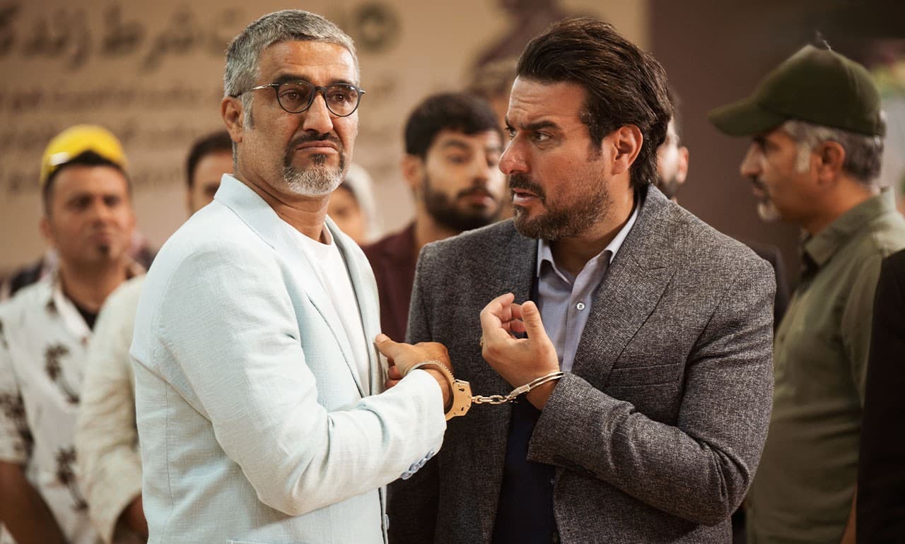 پژمان جمشیدی و محسن کیایی در فیلم سینمایی ایرانی کمدی هتل