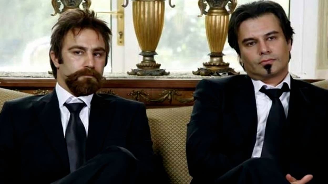 پیمان قاسم خانی و محسن تنابنده در فیلم کمدی سن پترزبورگ